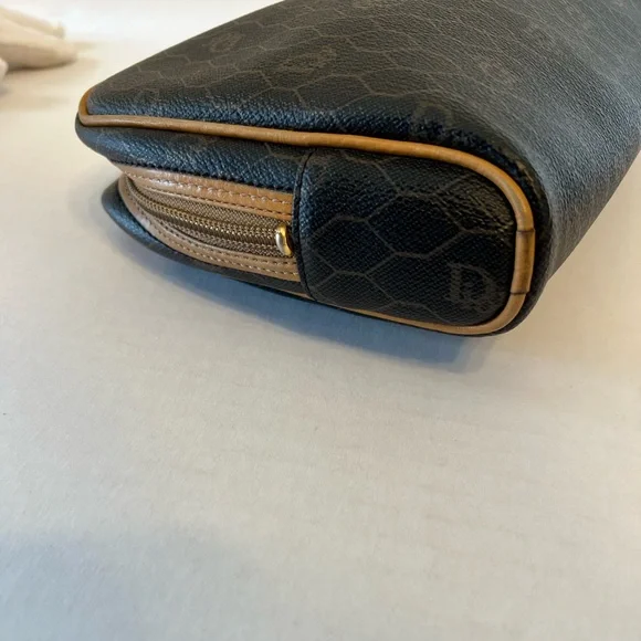 Christian Dior‎ honeycomb clutch/pouch - Picture 5 of 11